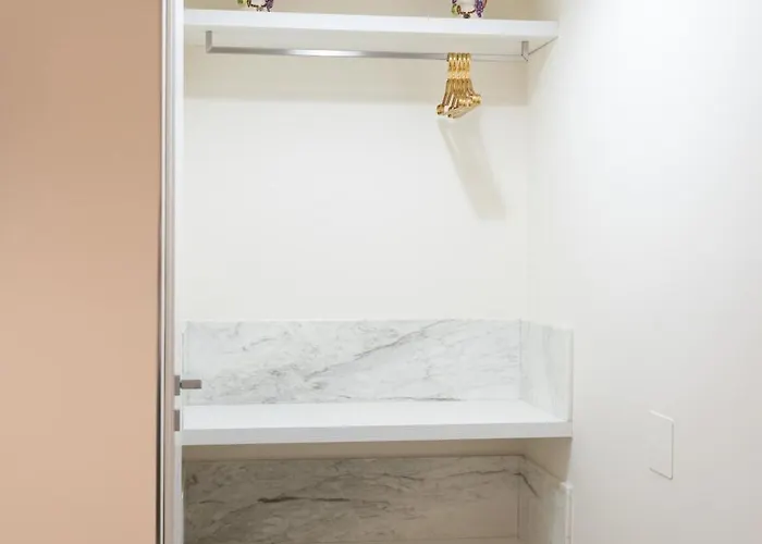 Neryhome Bed & Breakfast