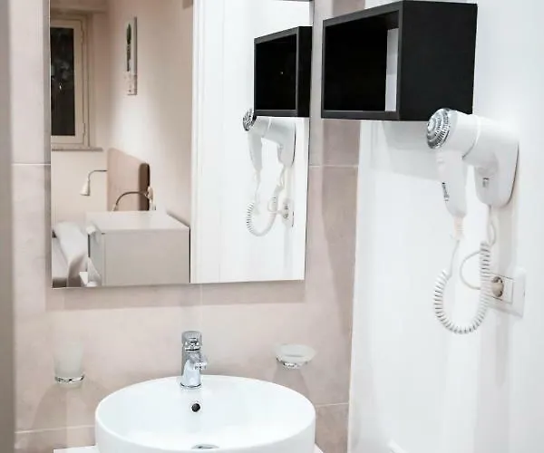 Neryhome Bed & Breakfast